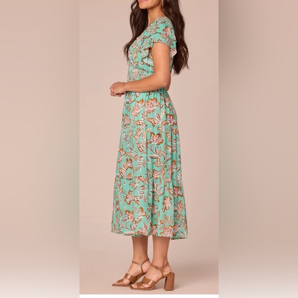 Democracy Double Flutter Sleeve Dress - Picture 2 of 8